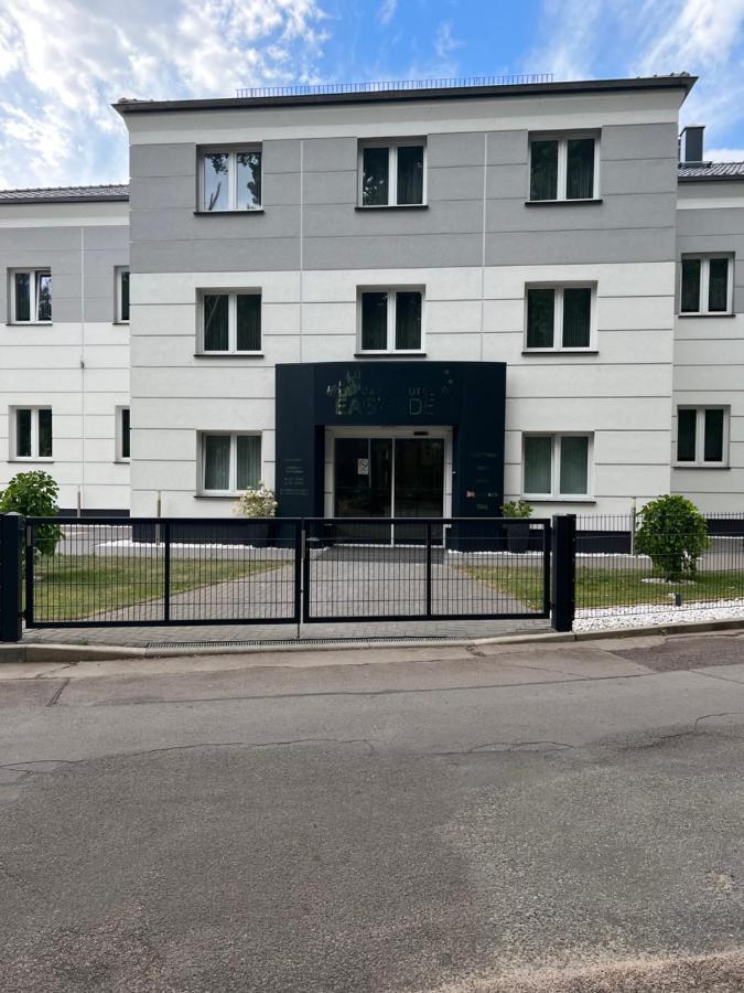 Garni Hotel Eastside Magdeburg Exterior foto