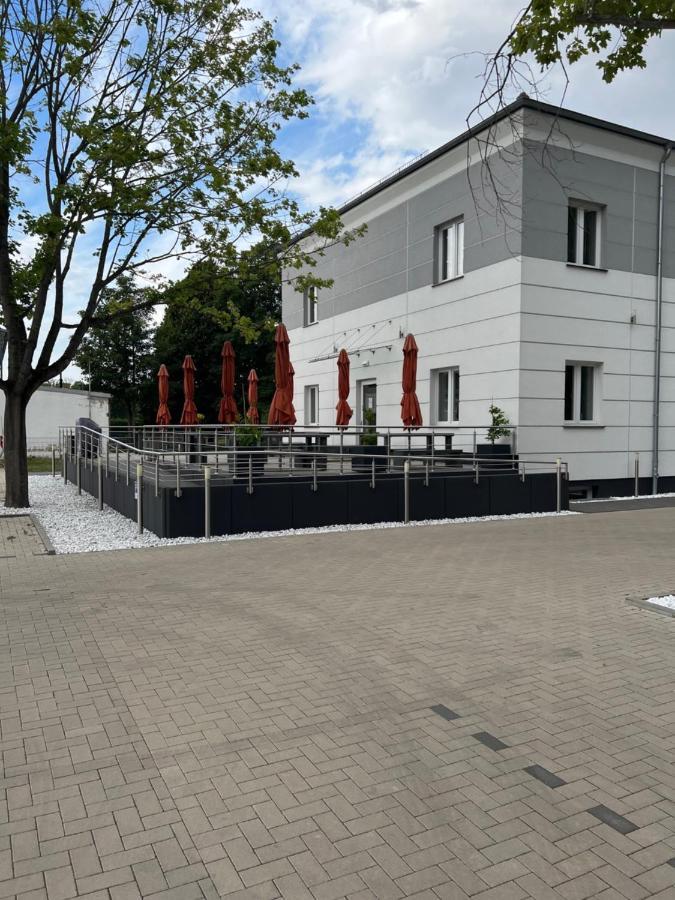 Garni Hotel Eastside Magdeburg Exterior foto