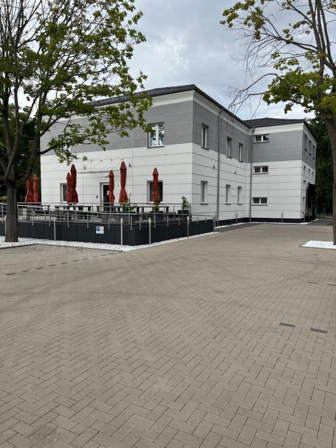 Garni Hotel Eastside Magdeburg Exterior foto